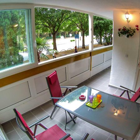 Apartment Suzana 2Br Split With Balcony Eksteriør bilde