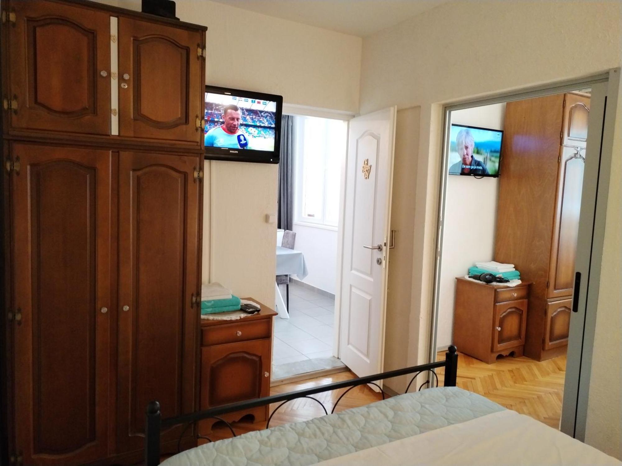 Apartment Suzana 2Br Split With Balcony Eksteriør bilde