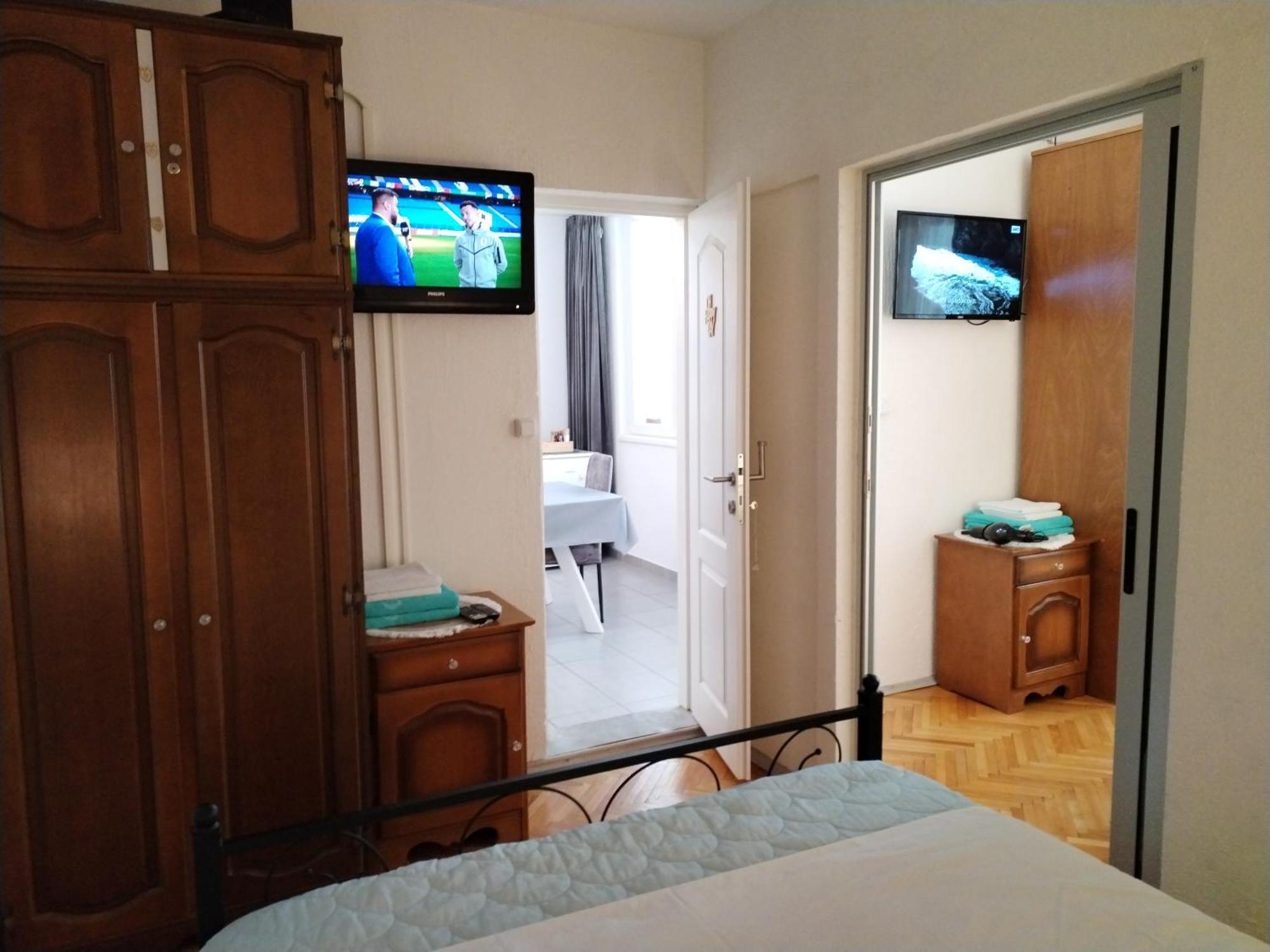 Apartment Suzana 2Br Split With Balcony Eksteriør bilde