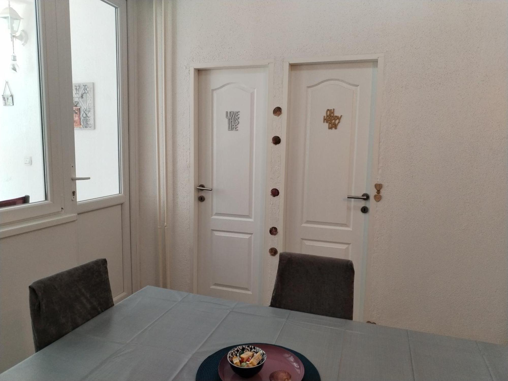 Apartment Suzana 2Br Split With Balcony Eksteriør bilde