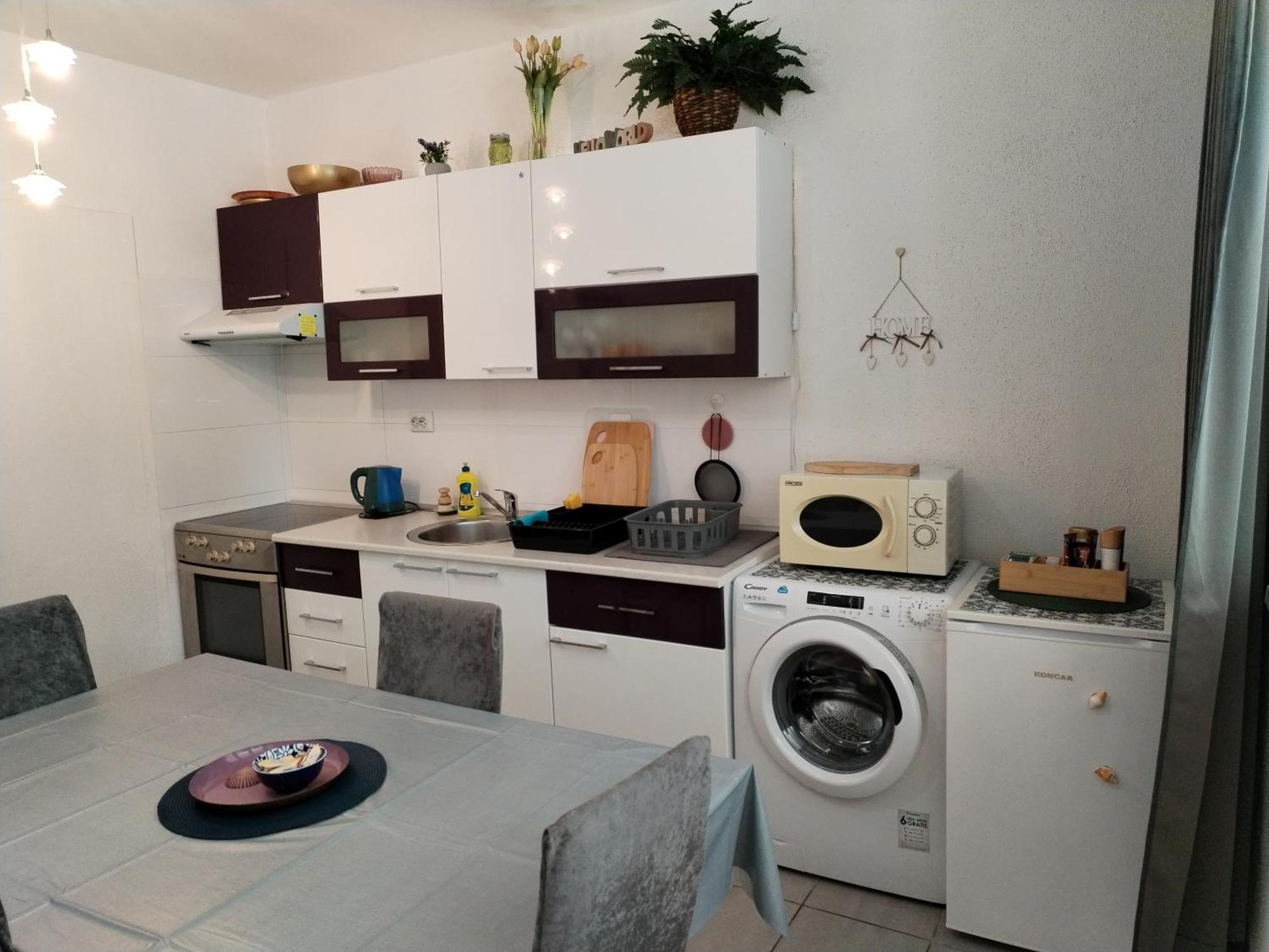 Apartment Suzana 2Br Split With Balcony Eksteriør bilde