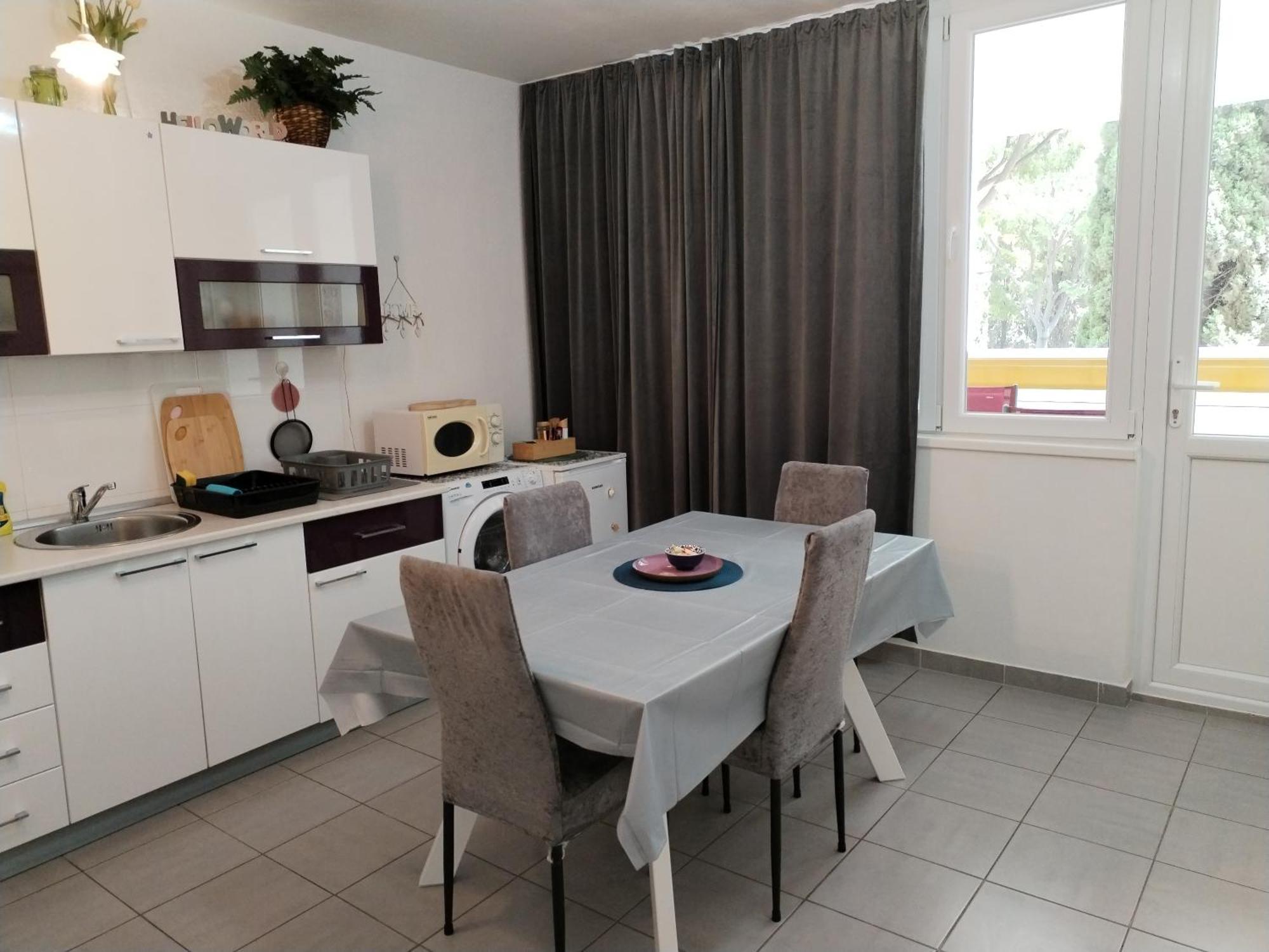 Apartment Suzana 2Br Split With Balcony Eksteriør bilde