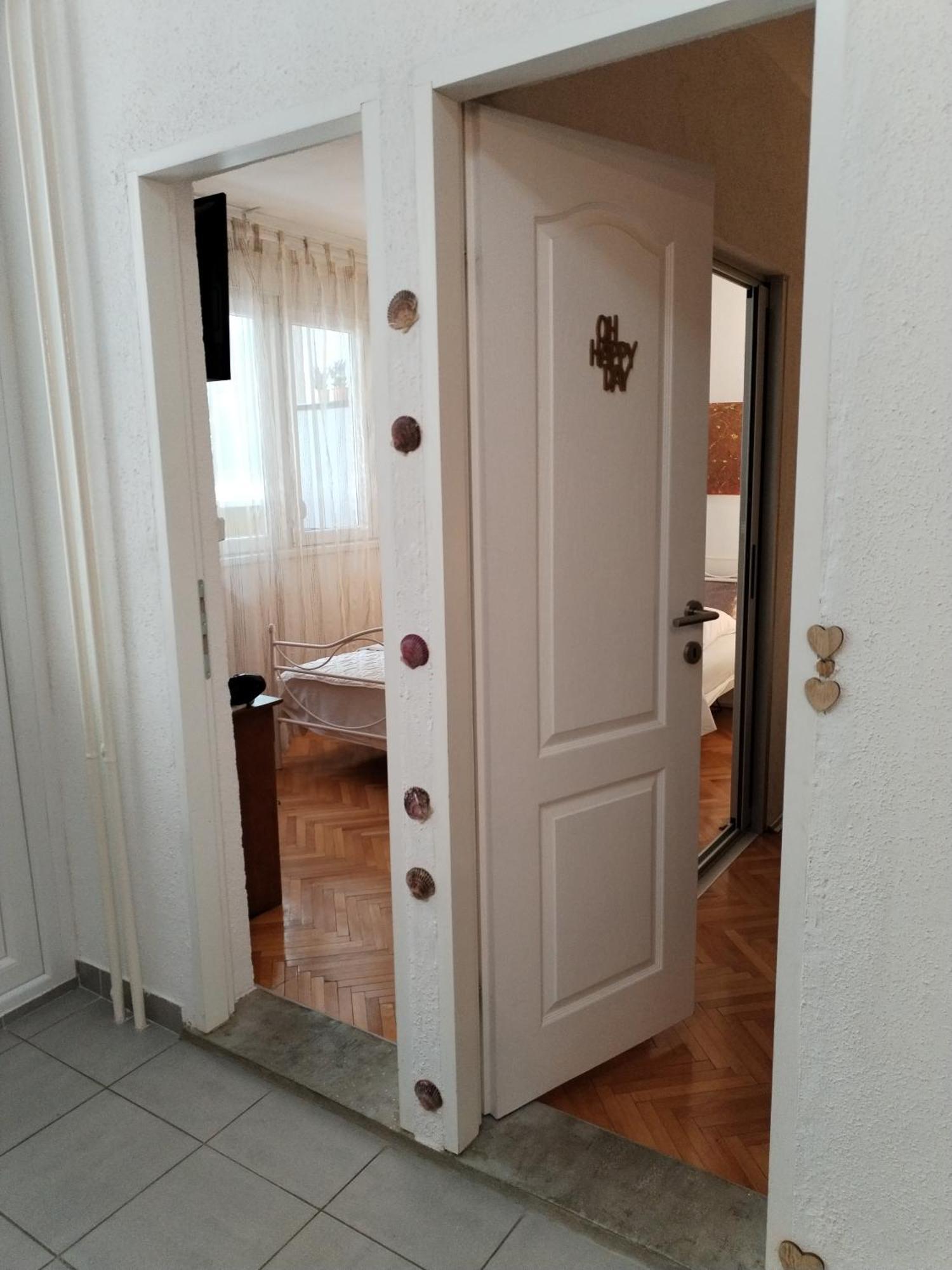 Apartment Suzana 2Br Split With Balcony Eksteriør bilde