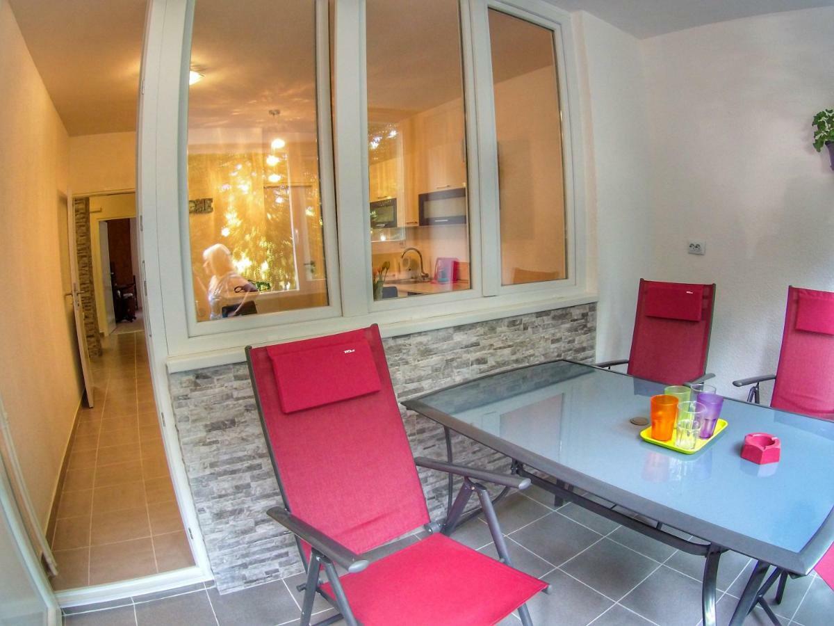 Apartment Suzana 2Br Split With Balcony Eksteriør bilde